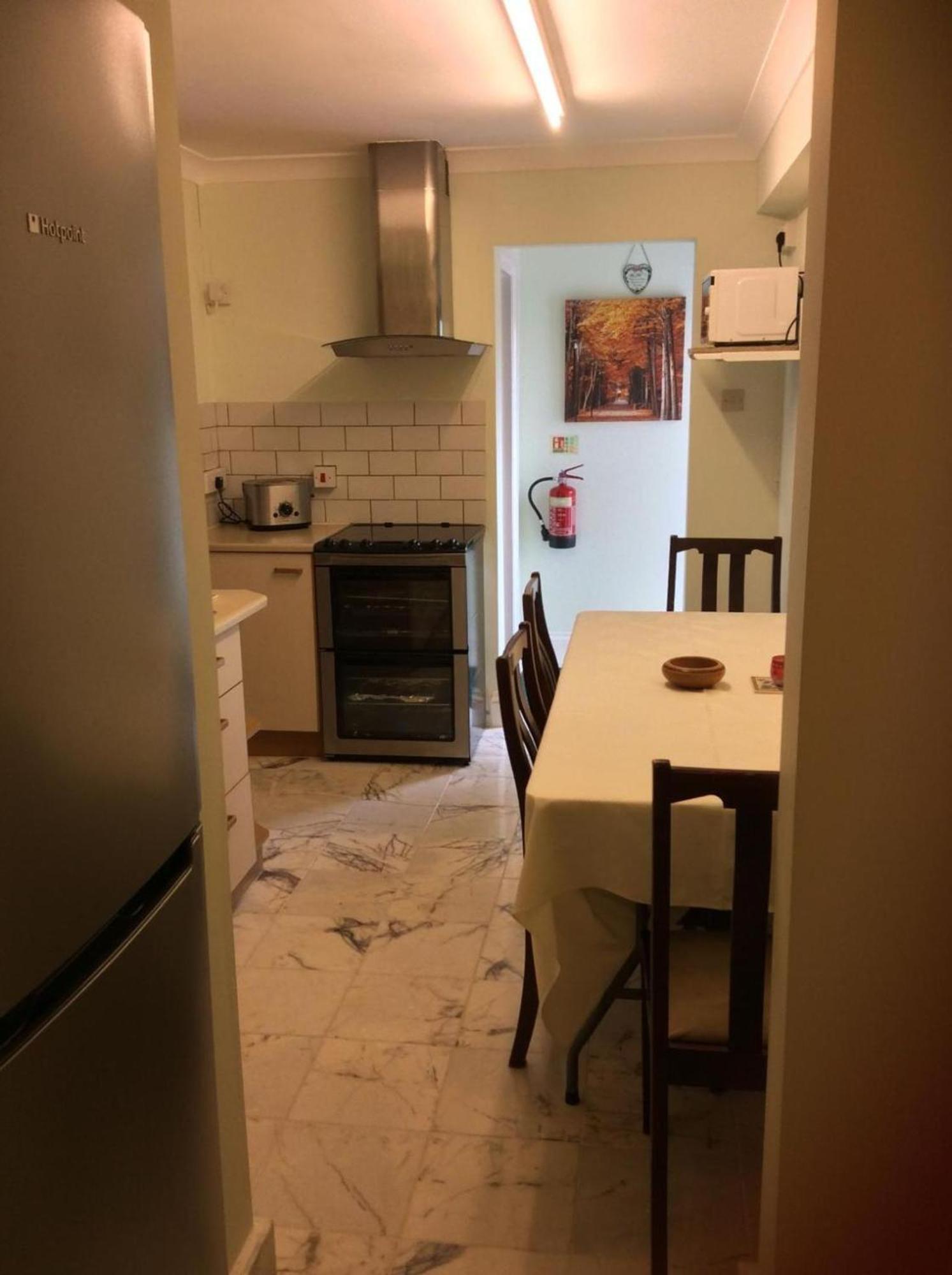 Room In Guest Room - Orchard Manor, Fore Street, Probus, Cornwall トルーロー エクステリア 写真